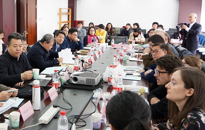 “文學(xué)的地域性——歷史、記憶與現(xiàn)實”中外作家交流研討會舉行