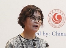 鐵凝：在差異中探尋共性，在包容中尊重多元今后中國作協(xié)將繼續(xù)創(chuàng)新和完善文學(xué)交流的領(lǐng)域和模式，為推動中外文學(xué)交流，搭建彩虹之橋。[詳細(xì)]