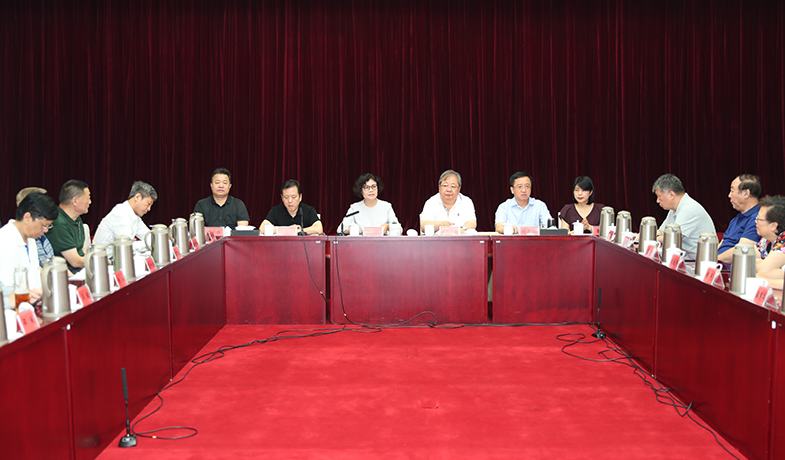 8月16日，第十屆茅盾文學(xué)獎(jiǎng)在北京揭曉