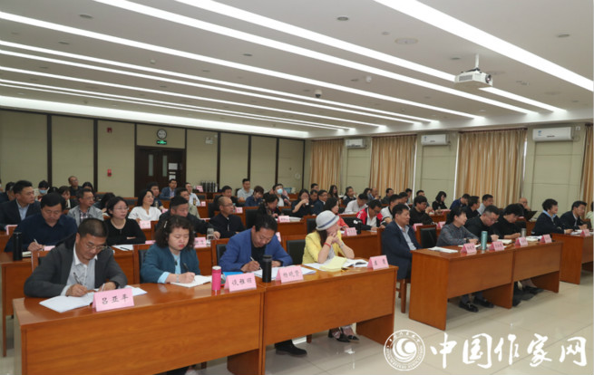 2021全國文學(xué)內(nèi)刊會議完成多項(xiàng)主題活動(dòng)圓滿閉幕