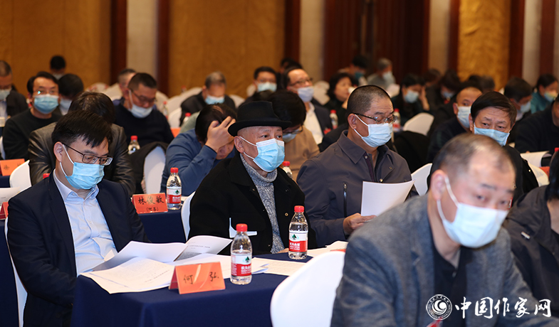12月12日，中國作家協(xié)會第九屆全國委員會第六次全體會議在京舉行