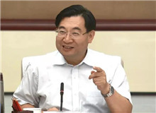 胡和平：努力攀登文藝高峰要堅持“二為”方向，堅持“雙百”方針，堅持創(chuàng)造性轉化、創(chuàng)新性發(fā)展，增強文化自覺、堅定文化自信……[詳細]
