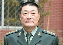 【徐貴祥】	傅逸塵丨《英雄傳奇的“現(xiàn)代性”重構(gòu)》；	宋　嵩丨《斜月沉沉藏海霧 碣石瀟湘無(wú)限路》。