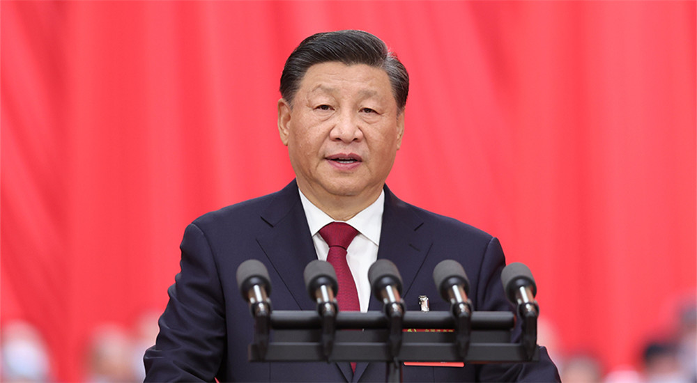 10月16日，中國共產(chǎn)黨第二十次全國代表大會在北京人民大會堂開幕。習近平代表第十九屆中央委員會向大會作報告。