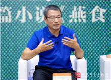 白巖松：中國人的飲食是和人生打通的　　葛亮是在回望的過程中去撿拾中國人最好的規(guī)矩、道德、情理和情感。對！這就是葛亮。[詳細]