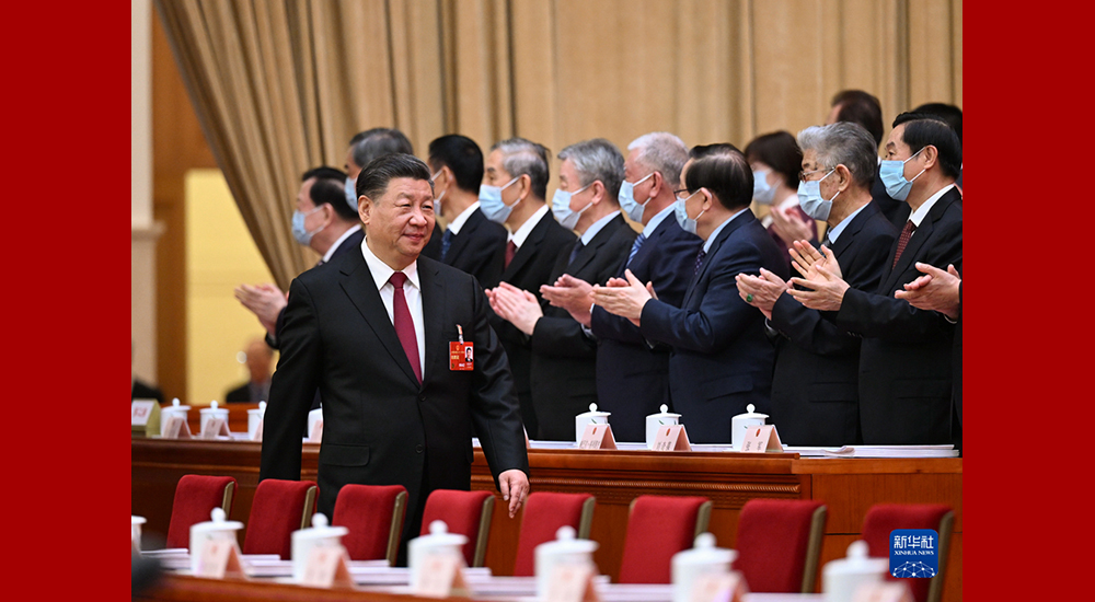 3月5日，第十四屆全國人民代表大會第一次會議在北京人民大會堂開幕。習近平步入會場。