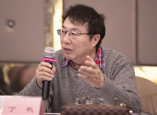 丁　帆：觸碰中國鄉(xiāng)土小說史詩的書寫　　真善美與假惡丑在中原鄉(xiāng)土大地上交鋒于無形、無聲、無相之中。[詳細(xì)]