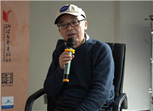 葉舟：當(dāng)今的寫作者是在為我們這個(gè)文明、文化續(xù)命　　我們是這個(gè)文化，這個(gè)文明的兒子，我們有一種反哺的情感在。 [詳細(xì)]