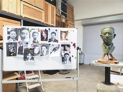 “梅蘭芳孿生數(shù)字人”建模用到的梅蘭芳照片與雕塑；