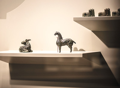 展廳一角。  　　清華大學(xué)藝術(shù)博物館供圖