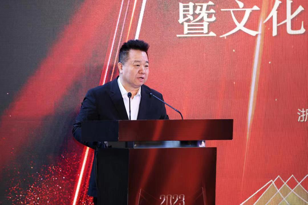 中國作協(xié)黨組成員、書記處書記邱華棟致辭