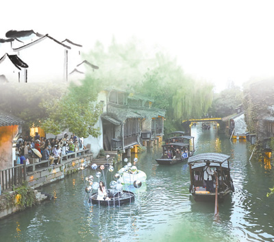 　中國美術(shù)學(xué)院雕塑與公共藝術(shù)學(xué)院師生在2023烏鎮(zhèn)戲劇節(jié)上表演。 　　以上均為烏鎮(zhèn)戲劇節(jié)官方供圖