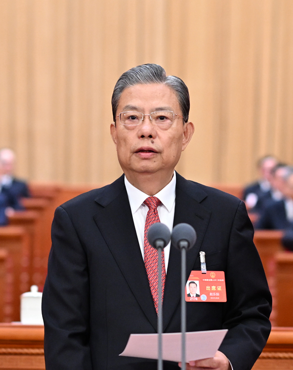 人大開幕會12-3月5日，第十四屆全國人民代表大會第二次會議在北京人民大會堂開幕。趙樂際主持開幕會。新華社記者 謝環(huán)馳 攝