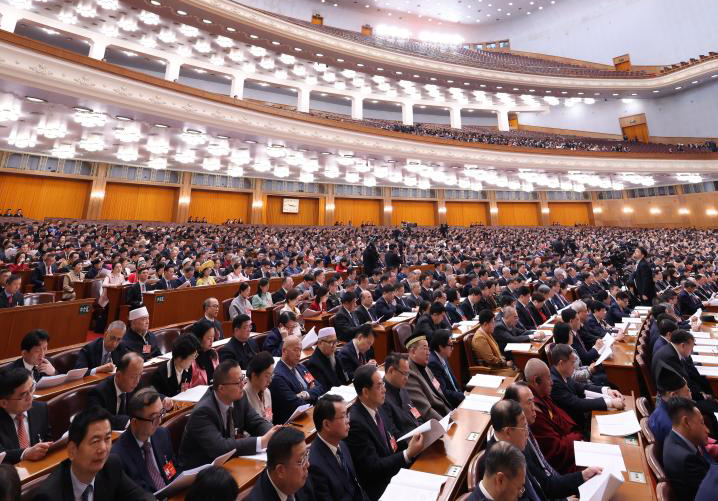 3月7日，全國(guó)政協(xié)十四屆二次會(huì)議在北京人民大會(huì)堂舉行第二次全體會(huì)議。