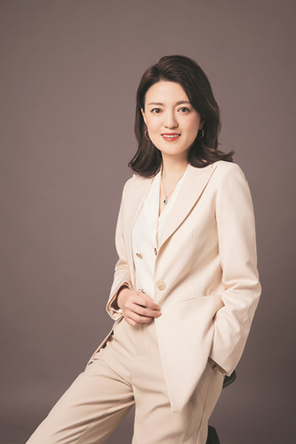 宋揚(yáng)：上海西岸大劇院總經(jīng)理，《大彗星》項(xiàng)目總制作人