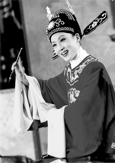 《女駙馬》作為黃梅戲經(jīng)典劇目，常演常新，圖為韓再芬版《女駙馬》劇照。資料圖片