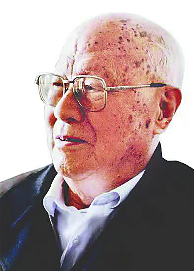 電影藝術(shù)家、作家、文藝?yán)碚摷矣诿? /></p>
<p style=