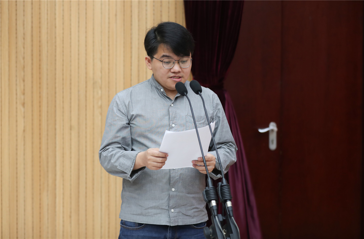學(xué)員代表何榮、朗嘎扎西、林為攀在結(jié)業(yè)典禮上先后發(fā)言
