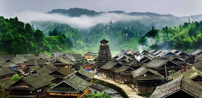 走向光，成為光——略談郭喬的小說集《倒帶》