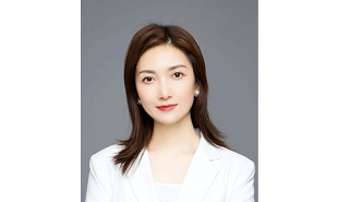 全國人大代表，讀者雜志社總編輯陳天竺