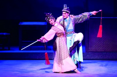 新編粵劇《竹林愛(ài)傳奇》在香港藝術(shù)節(jié)上演。資料圖片
