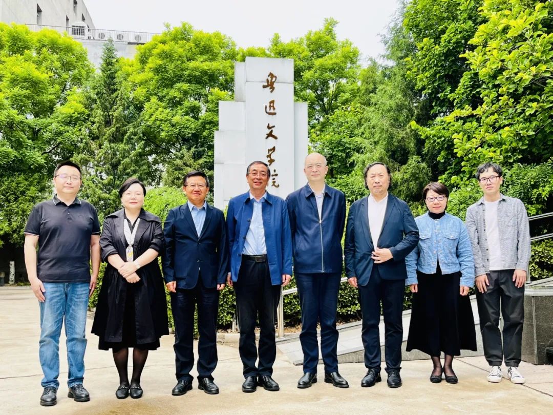 與會(huì)者合影