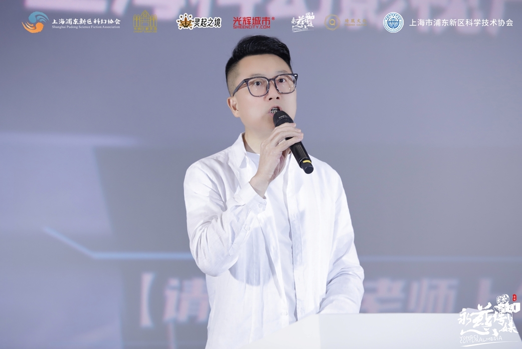中國民營文化產(chǎn)業(yè)商會副會長戴曉軍致開幕辭。