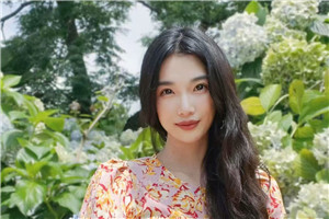 青年作者短篇佳作獎(jiǎng)：獲獎(jiǎng)作品《守護(hù)神》作者：王璐琪         獲獎(jiǎng)感言　我是一個(gè)很早就以寫字為生的人。14歲時(shí)，我看到雜志上的地址，靠自由投稿發(fā)表第一篇作品。十幾歲時(shí)的我用稿費(fèi)買零食，讀大學(xué)時(shí)用稿費(fèi)養(yǎng)自己。最初選擇文字出版行業(yè)，我沒有任何猶豫。這些年，我做過雜志編輯，現(xiàn)在是一名職業(yè)作家。