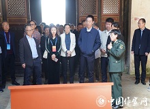 江西寧都2023年3月9日，中國(guó)作家“深入生活、扎根人民”新時(shí)代文學(xué)實(shí)踐點(diǎn)在寧都縣小布鎮(zhèn)授牌。[詳細(xì)]