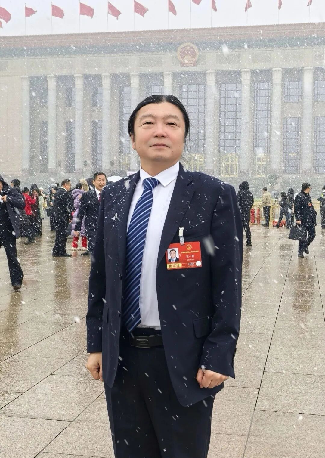 全國人大代表、山東省國瓷陶藝書畫院院長王一君