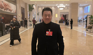 全國政協(xié)常委、中國作協(xié)副主席邱華棟