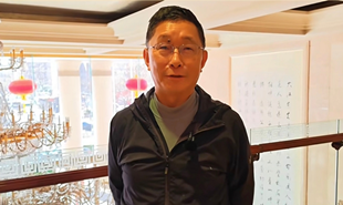 全國政協(xié)委員、中國作協(xié)副主席阿來