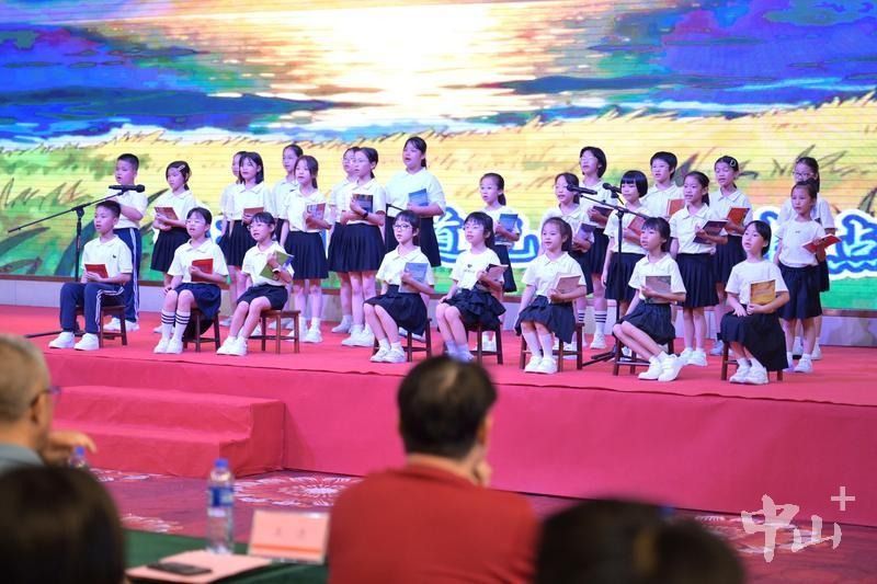 4月22日，全民閱讀活動(dòng)周啟動(dòng)儀式在紅博城舉行。（資料圖片）記者 繆曉劍 攝