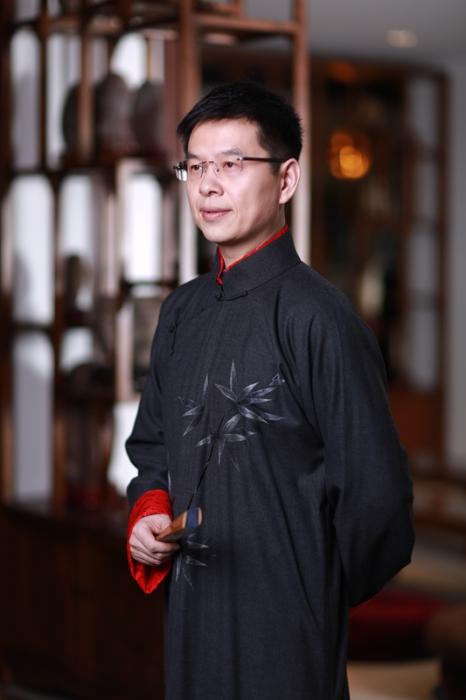   學(xué)者酈波。受訪人供圖